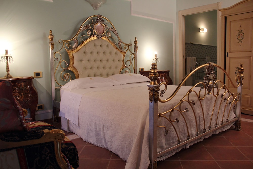 Classic Double or Twin Room photo 1