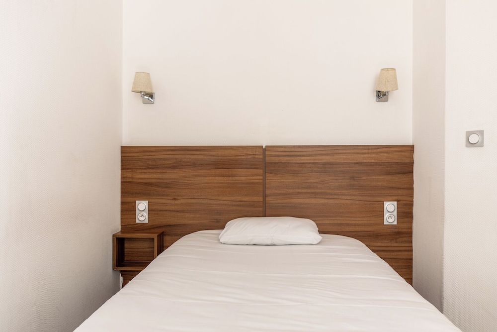 Single Room photo 2