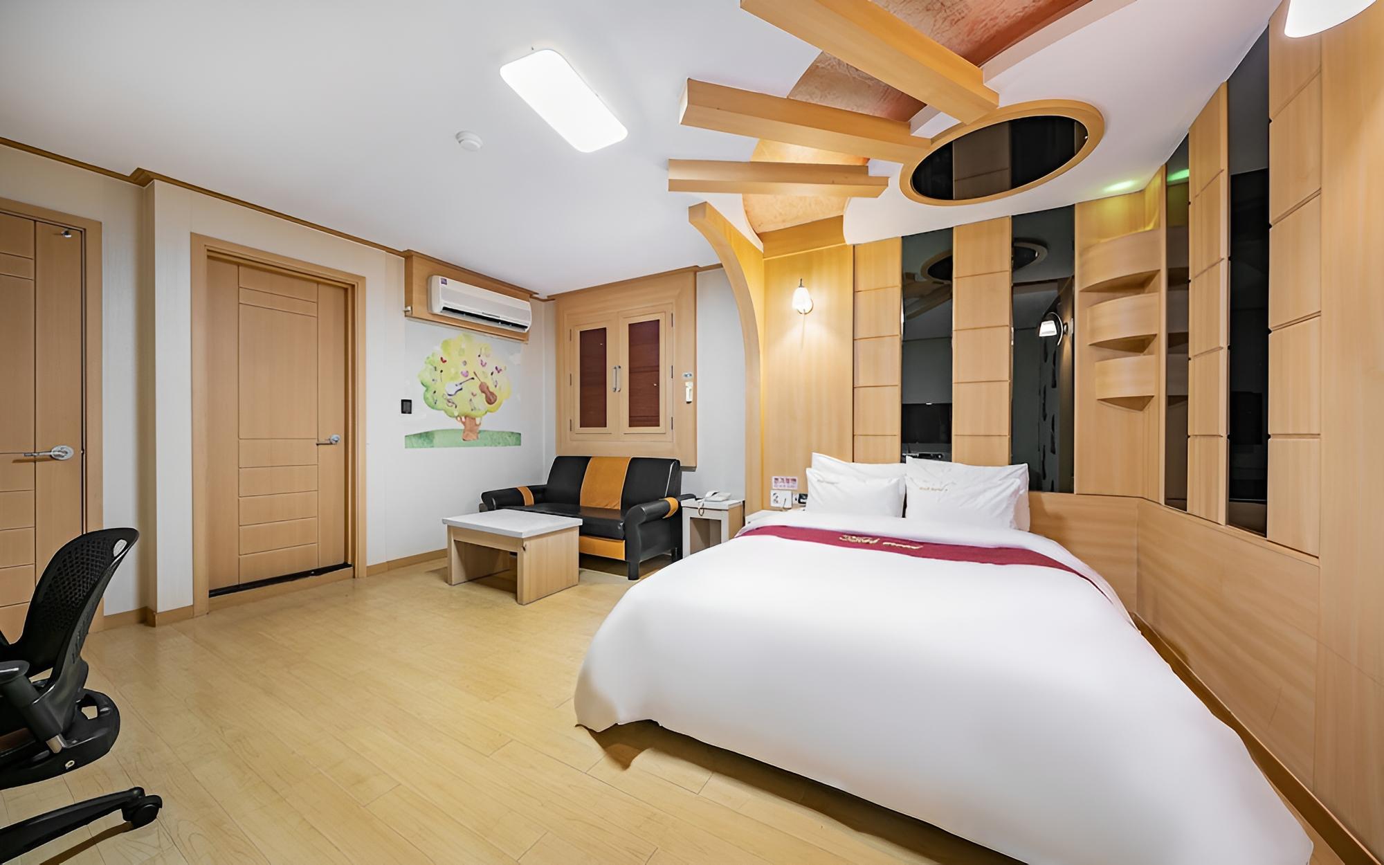 Room (Standard Room A - Non-smoking room (r) - Photo 3