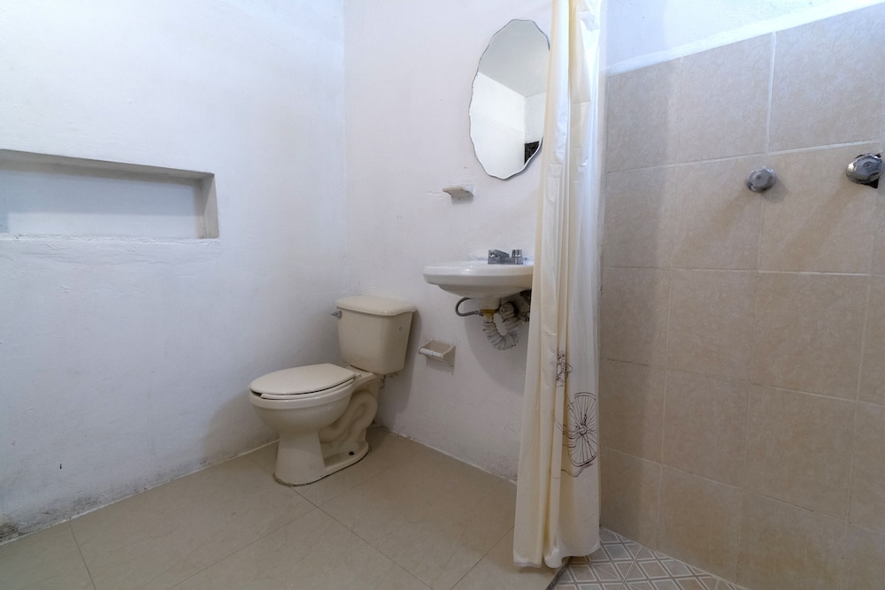 Standard Quadruple Room - Photo 2