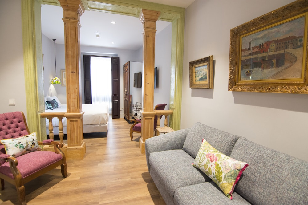 Junior Studio Suite - Photo 1