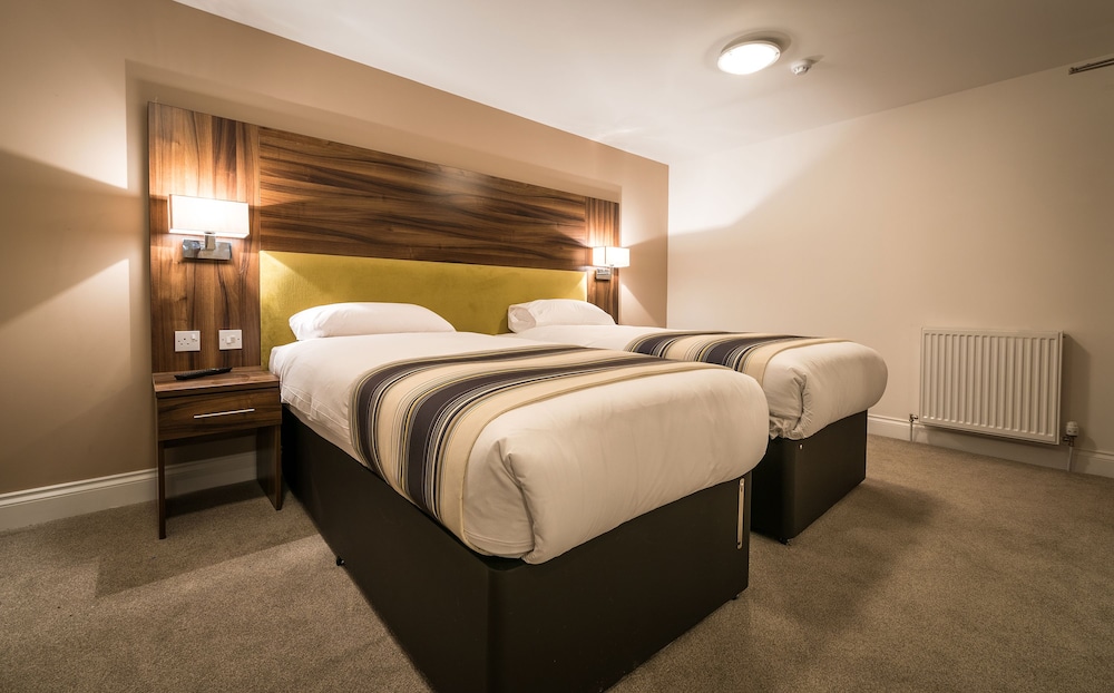 Superior Twin Room, Ensuite (Large Twin Room) photo 2