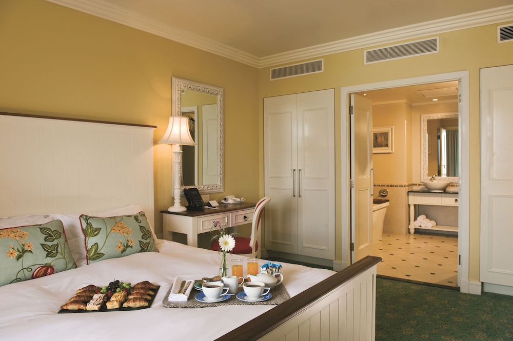 Superior Luxury Suite photo 1