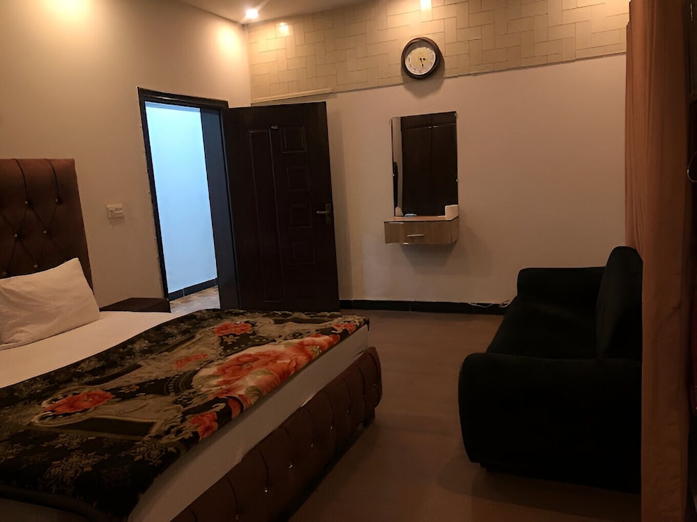 Deluxe Triple Room - Photo 3