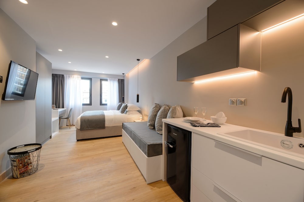 Superior Double or Twin Room photo 2