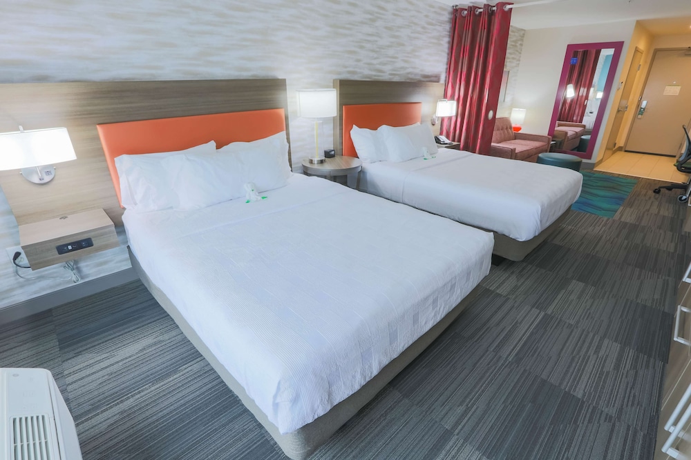 Studio, 2 Queen Beds, Accessible, Bathtub - Photo 11