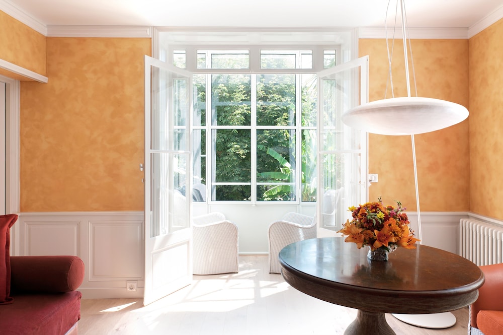 Comfort Suite (Ocre Rouille)