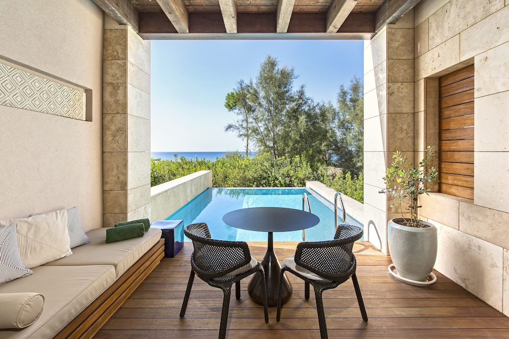 Premium Infinity Room, 2 Twin Beds, Non Smoking, Sea View (Private Pool)