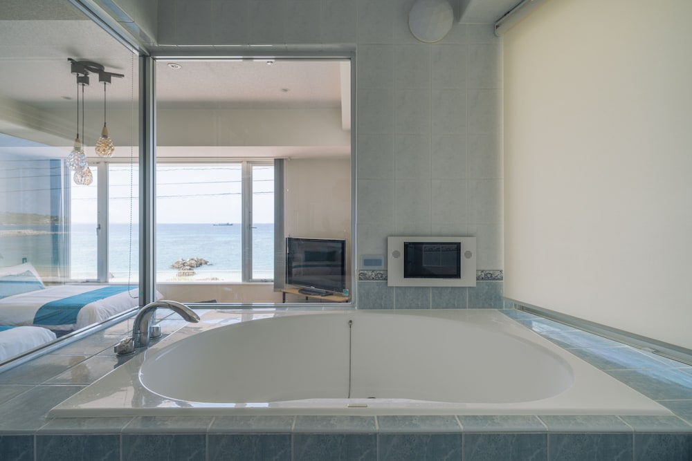 Luxury Twin Room, Non Smoking (201-SESOKO) photo 2