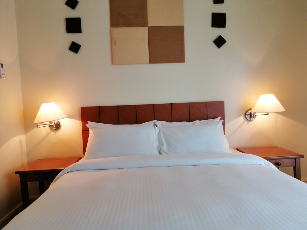 Executive Apartment, 2 Bedrooms - Photo 6