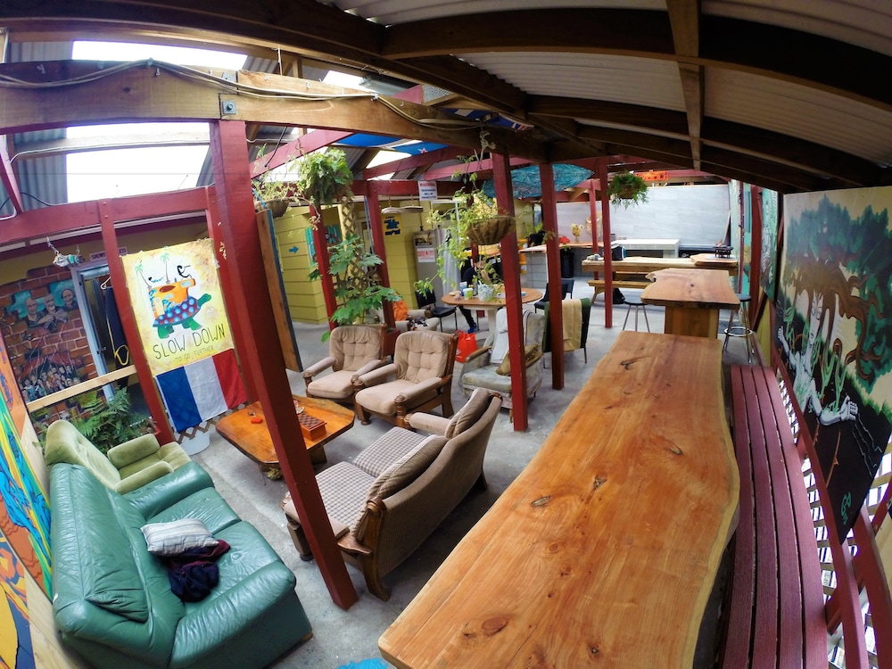 Shared Dormitory (4 Bed, Mixed) photo 2