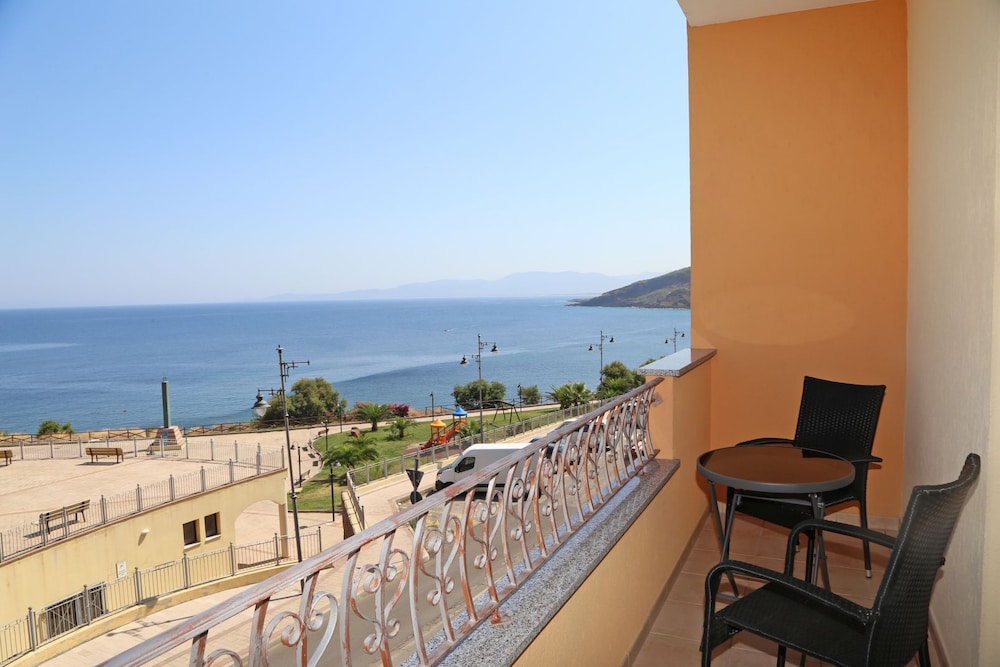 Deluxe Double Room, Balcony, Sea View photo 1