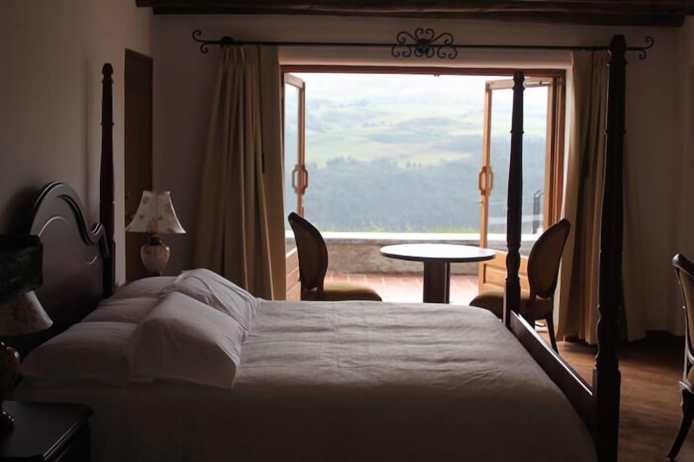 Double or Twin Room photo 1