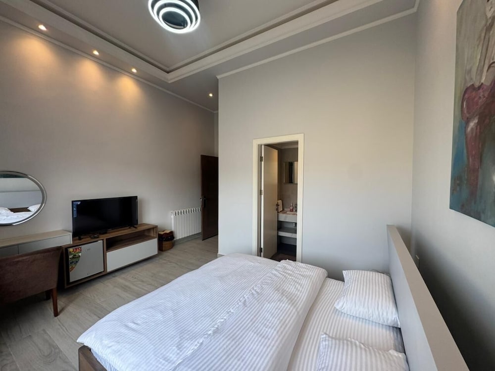 Deluxe Double Room, Valley View photo 3