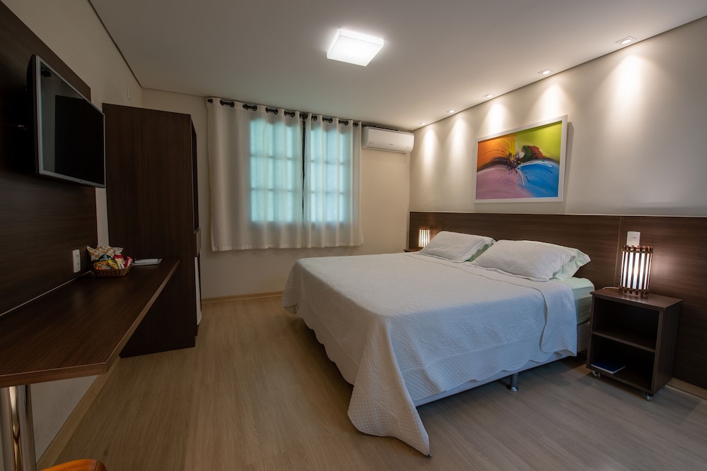 Superior Suite - Photo 3