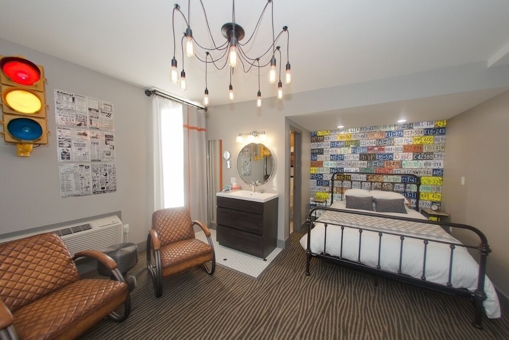 Superior Room, 1 Queen Bed, Balcony, City View photo 1
