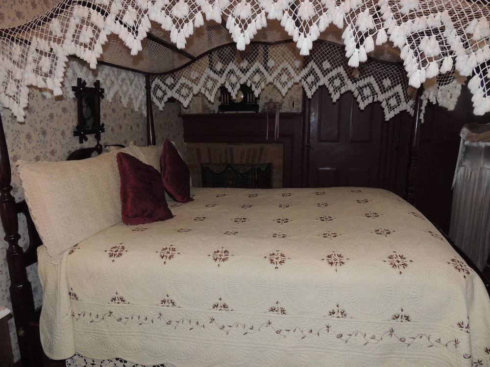 Standard Room, 1 Queen Bed, Non Smoking photo 1
