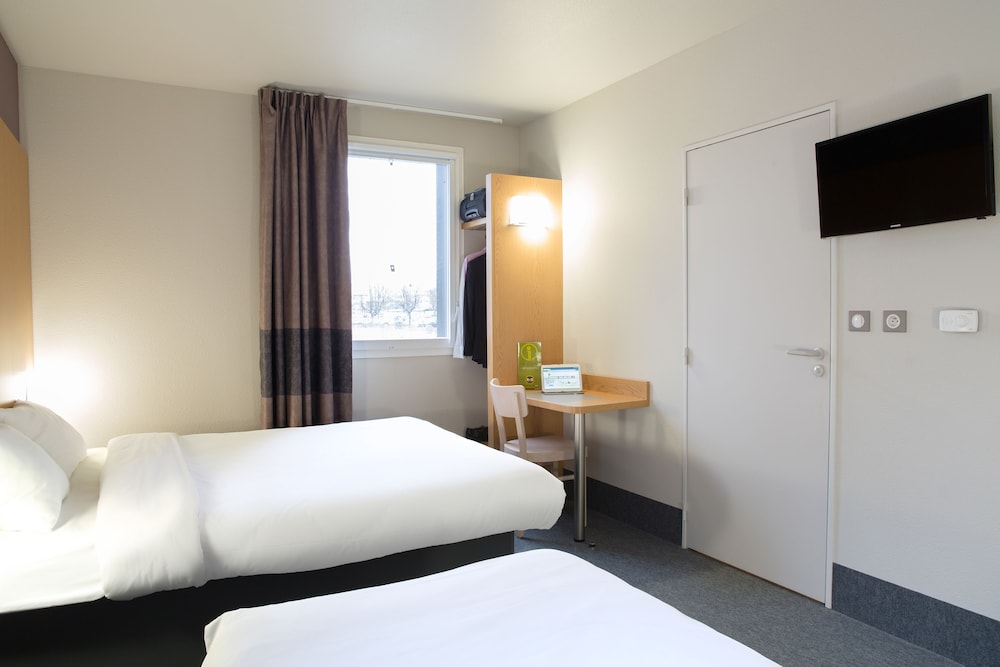 Triple Room, Mobility Accessible, Non Smoking photo 2