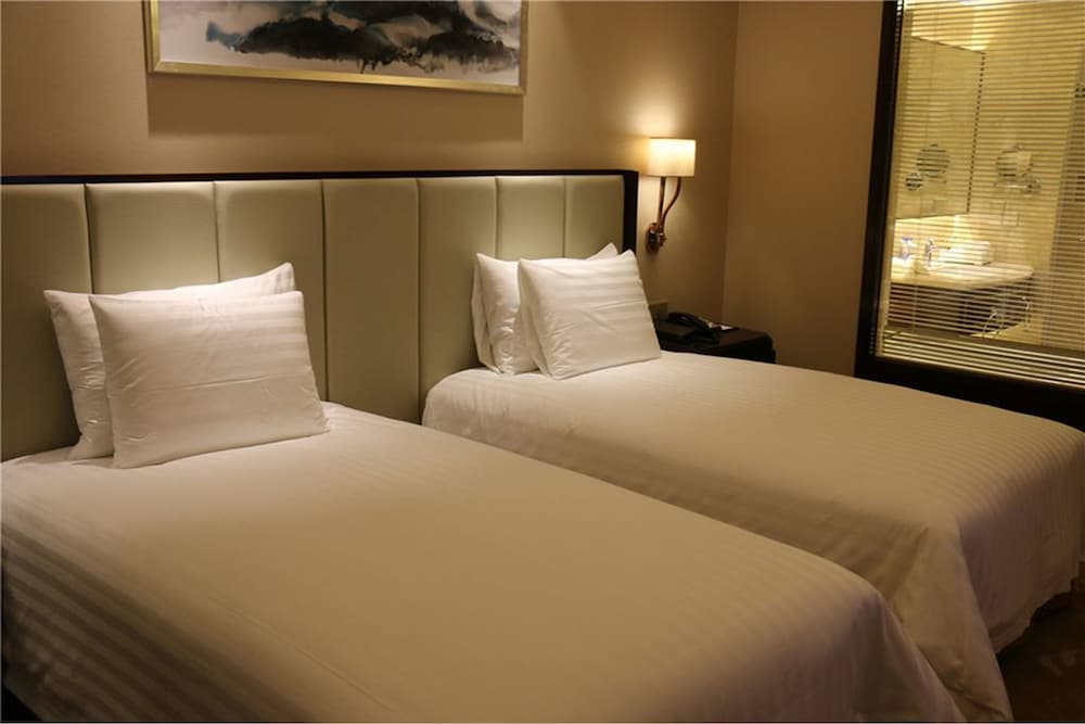 Deluxe Twin Bed Room photo 3
