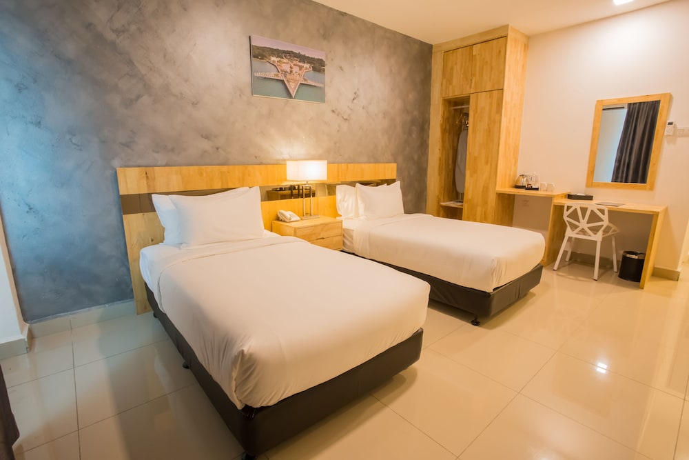 Deluxe Twin Room - Photo 3