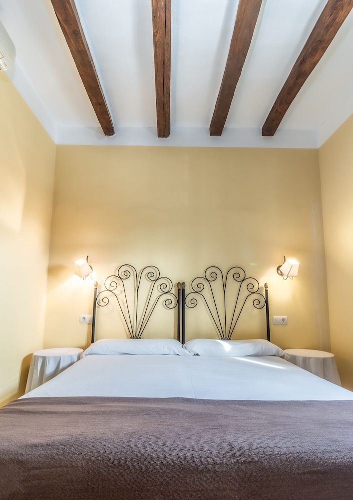 Superior Double or Twin Room - Photo 6