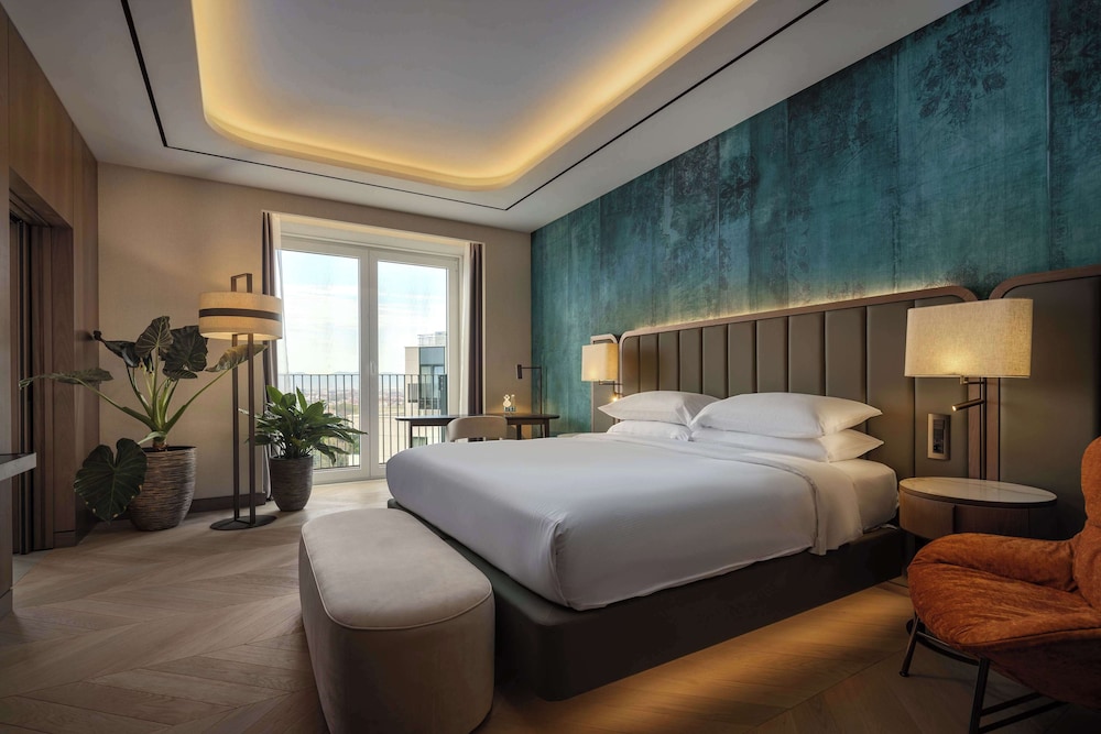 Presidential Penthouse, 1 King Bed photo 2