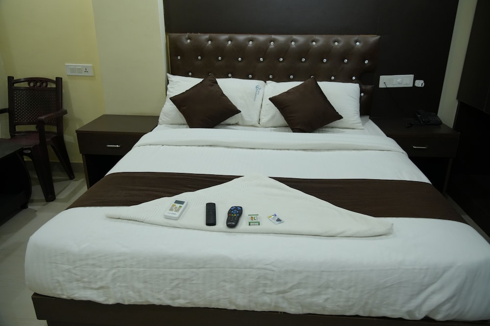 Deluxe Room - Photo 8