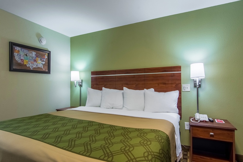 Premium Room, 1 King Bed, Non Smoking photo 1