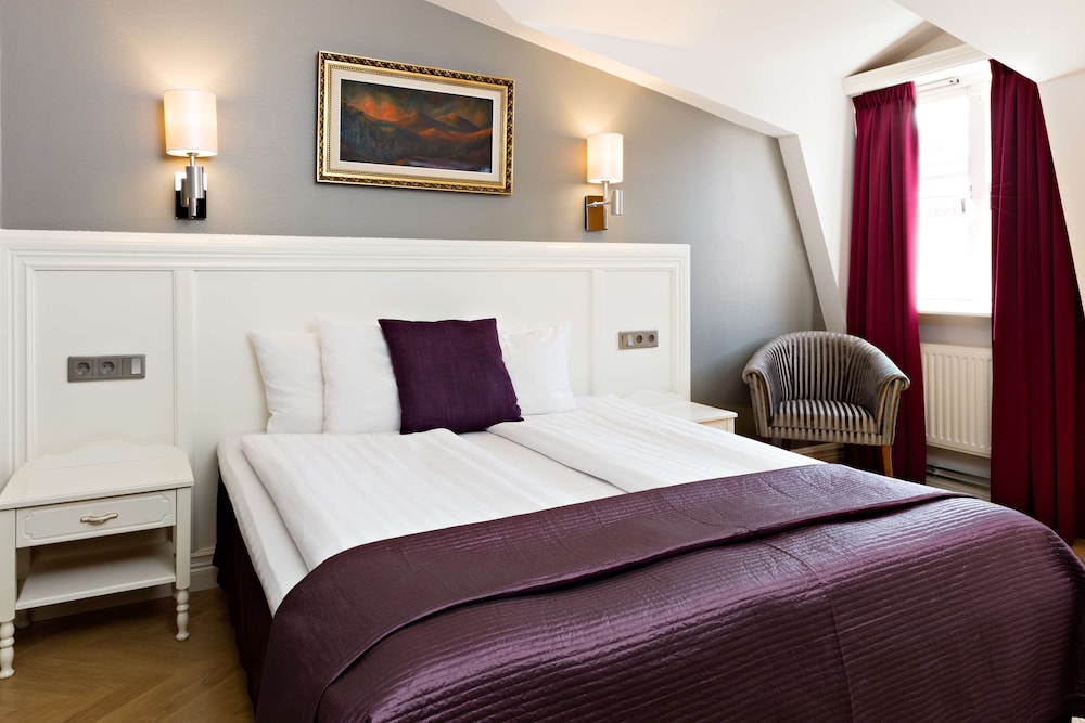 Standard Room, 1 Double Bed, Non Smoking photo 1
