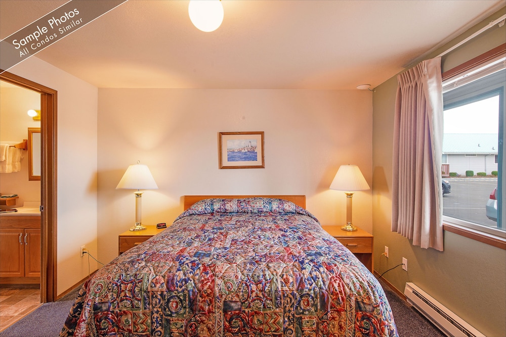 Deluxe Condo, 1 Bedroom photo 2