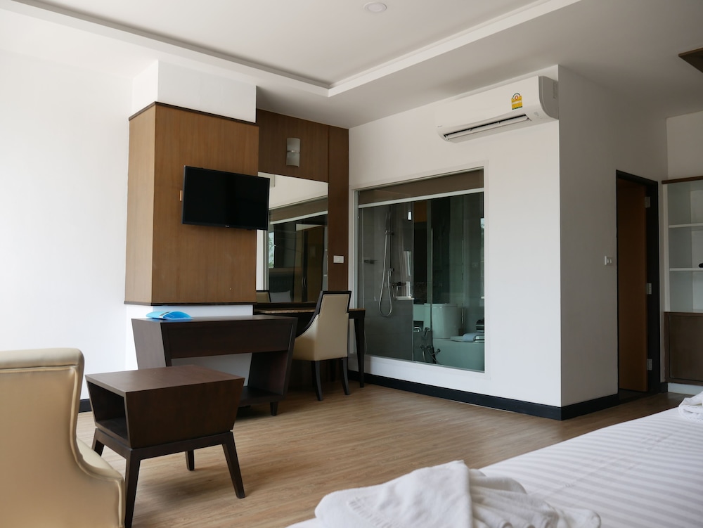 Superior Double or Twin Room photo 2