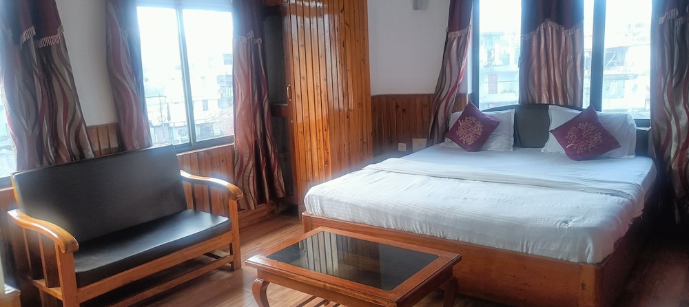 Deluxe Double Room, City View