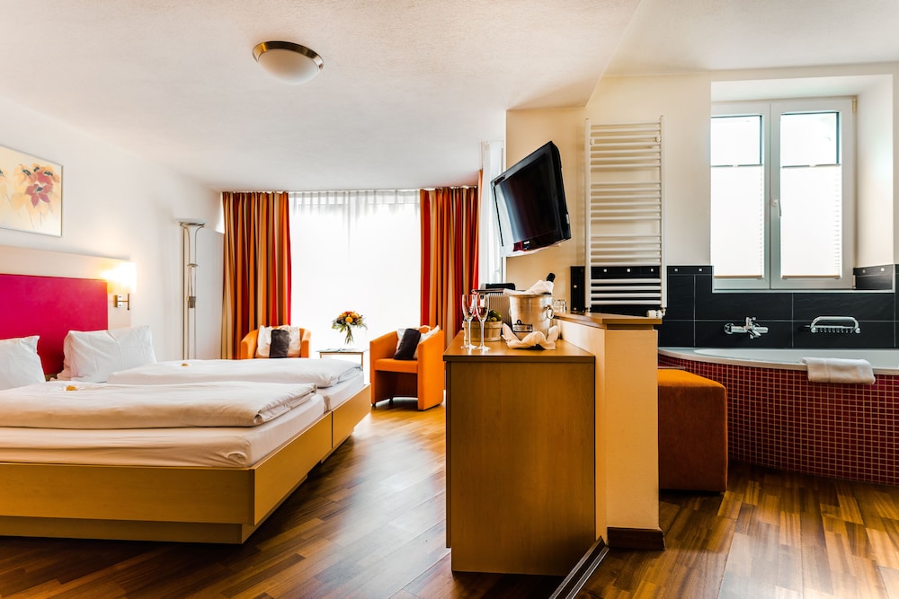 Premium Double Room - Photo 2