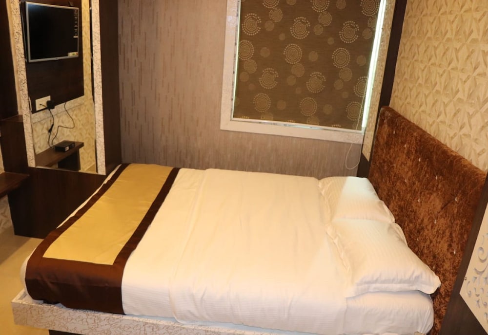 Executive Room - Photo 3