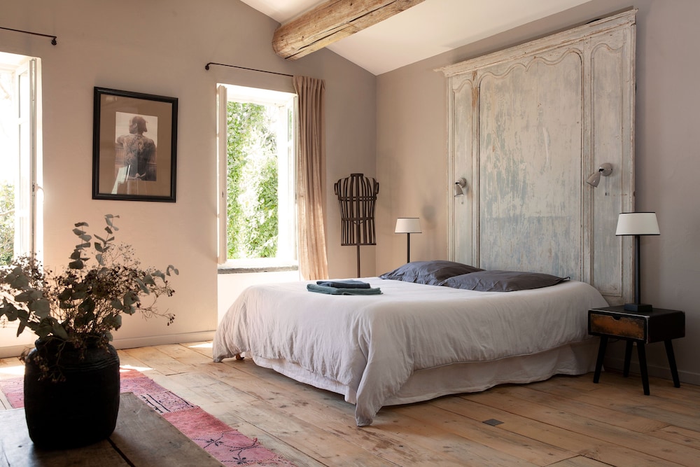 Traditional Apartment