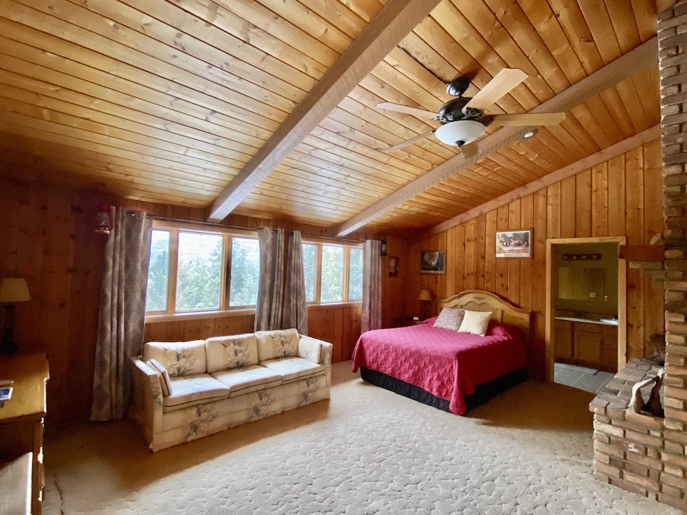 Room (Mustang) photo 1