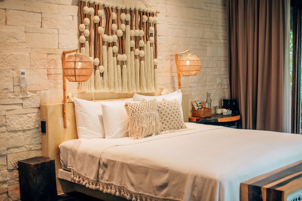 Suite, Oceanfront (Vanilla Master Suite)