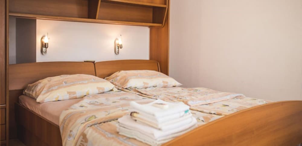 Apartment (Mladen - free parking - A2(2+2)) photo 2
