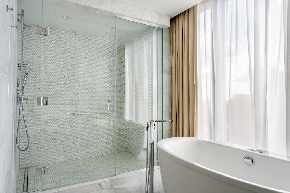 Presidential Suite, 1 King Bed with Sofa bed, Balcony, Harbor View