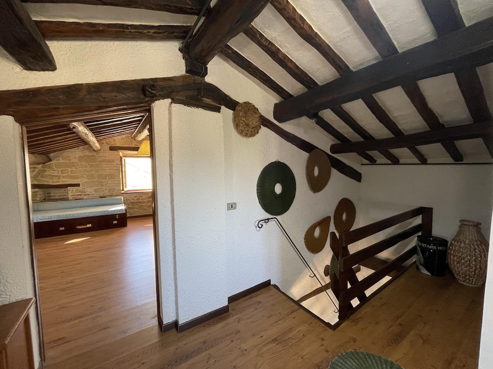 Villa photo 2