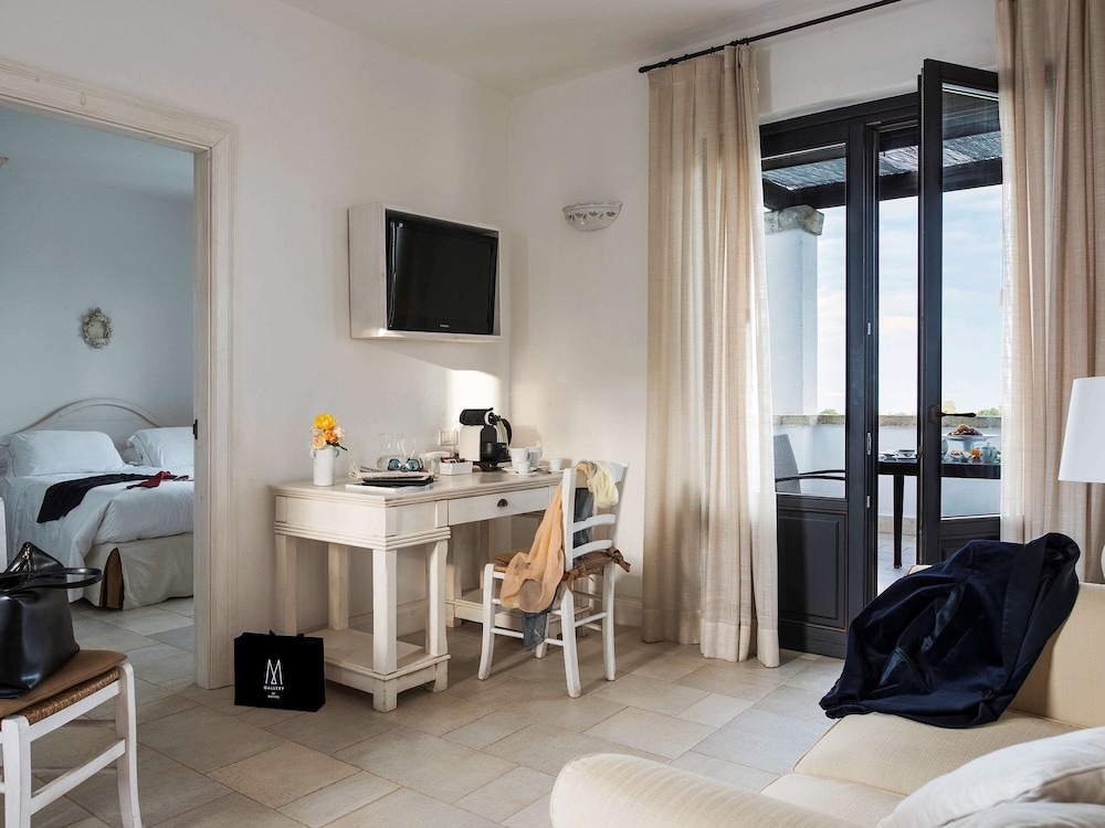 Suite - Photo 5