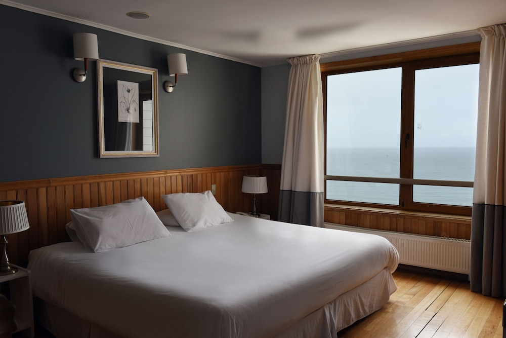 Superior Twin Room, 1 Double Bed, Balcony, Lake View - Photo 2