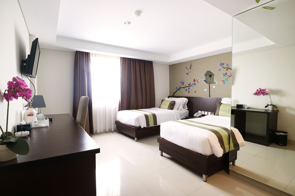 Deluxe Double or Twin Room photo 2