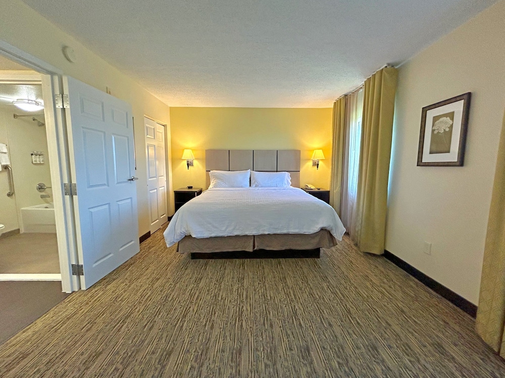 Suite, 1 Bedroom, Accessible (Mobil Tub) - Photo 11