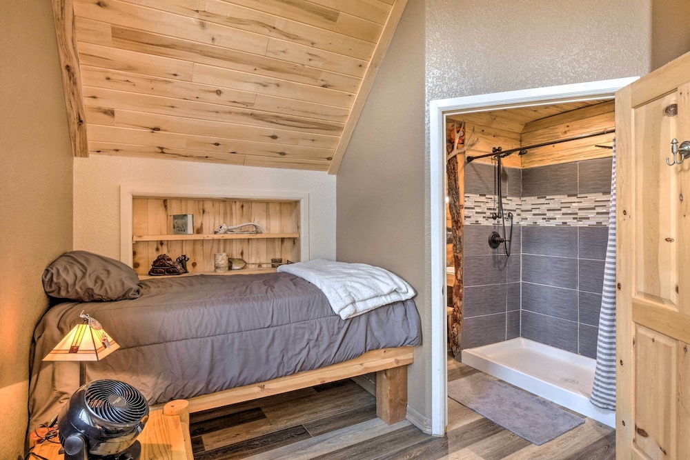 House (4 Bedrooms) photo 2