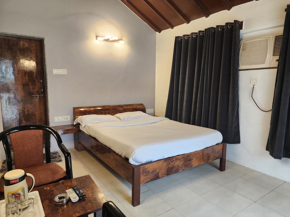 Premium Room, Balcony - Photo 6