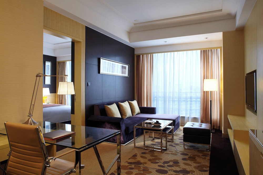 Suite, 1 Bedroom photo 3
