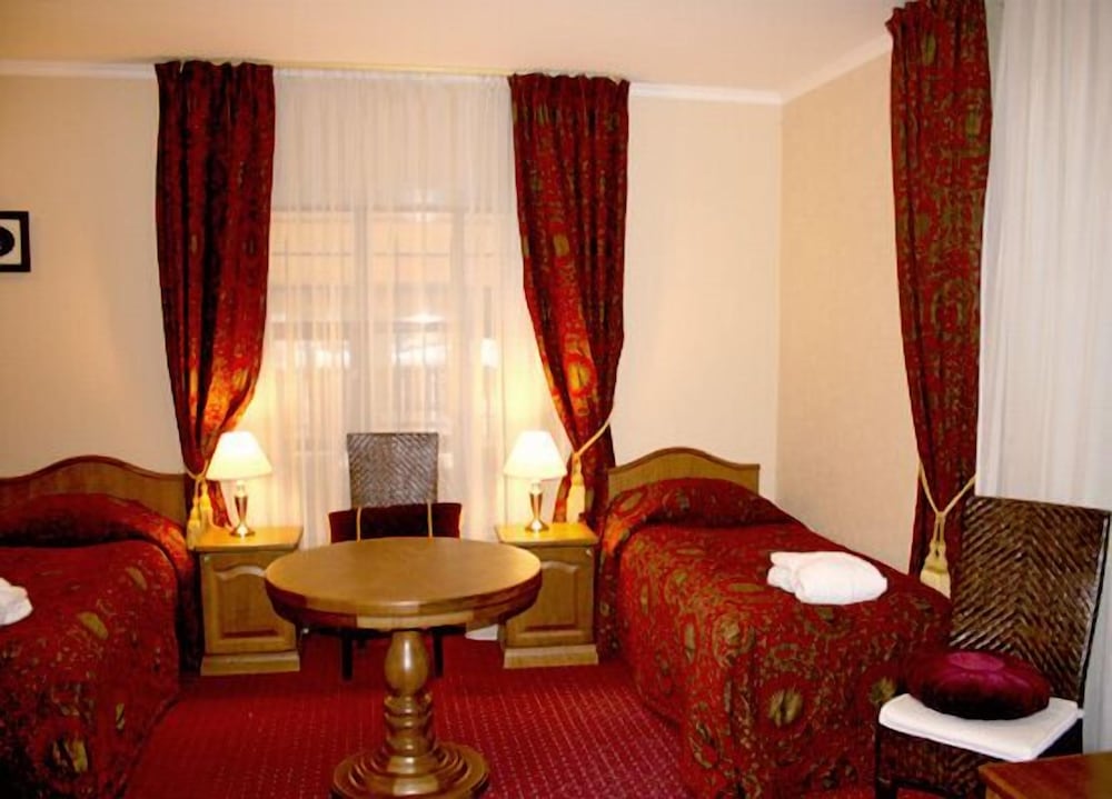 Triple Room, 3 Twin Beds - Photo 5