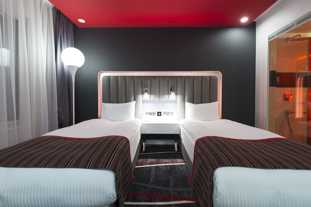 Room (Guest)