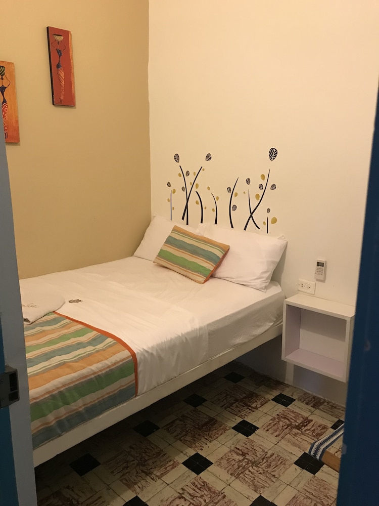 Basic Double Room, 1 Double Bed, Non Smoking photo 1